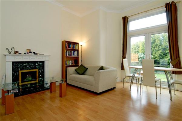 Flat / Apartment, 2 bedrooms, Leasehold