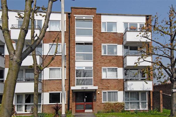 Flat / Apartment, 2 bedrooms, Leasehold