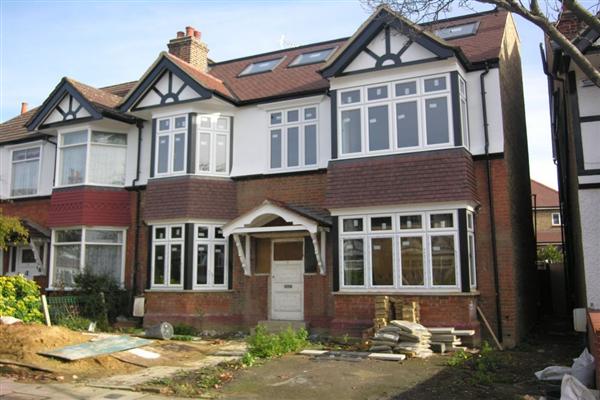 Semi-Detached House, 4 bedrooms, Freehold