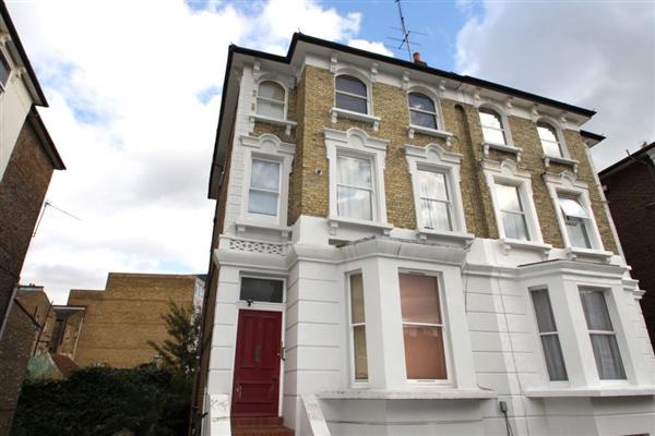 Flat / Apartment, 2 bedrooms, Freehold