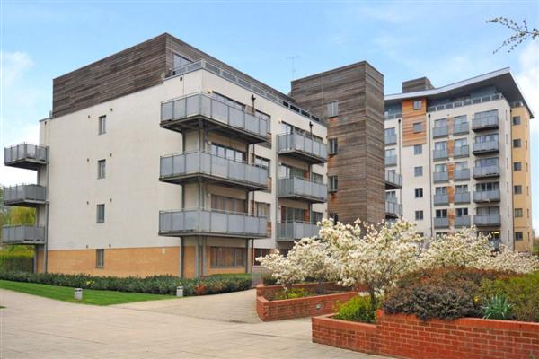 Agate Close, NW10