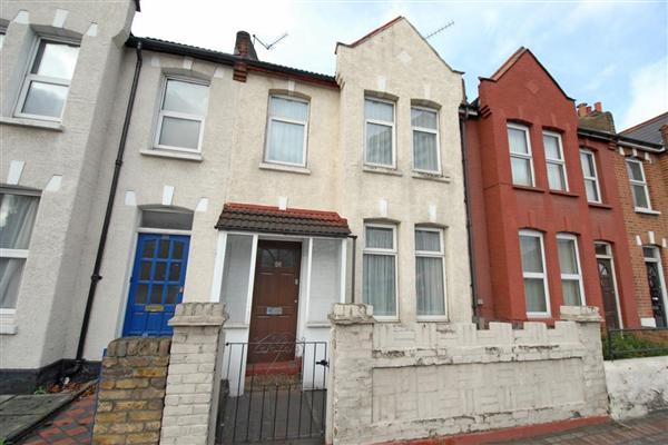 Mid-Terrace House, 2 bedrooms