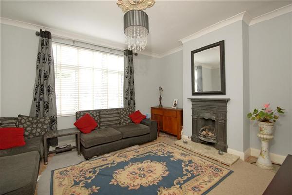 Mid-Terrace House, 3 bedrooms, Freehold