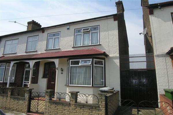 End-of-Terrace House, 3 bedrooms, Freehold