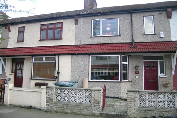 Mid-Terrace House, 3 bedrooms, Freehold
