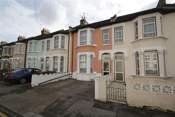 Guide Price £290,000 to £320,000