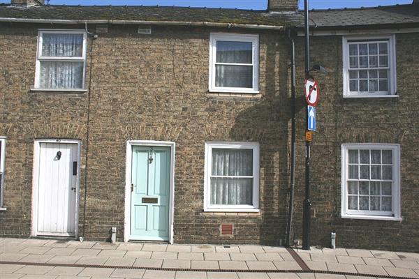 Mid-Terrace House, 2 bedrooms, Freehold