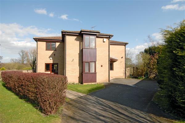 Detached House, 5 bedrooms, Freehold