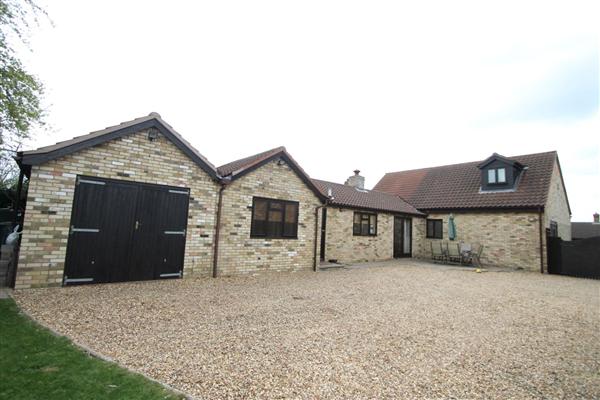 Detached House, 4 bedrooms, Freehold