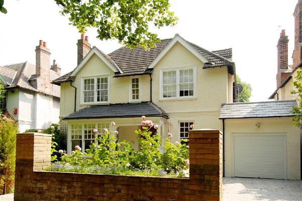 Detached House, 5 bedrooms, Freehold