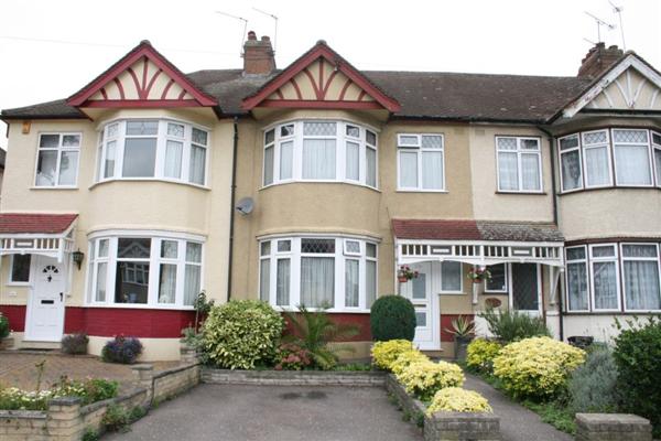 Mid-Terrace House, 3 bedrooms, Freehold