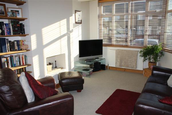 Mid-Terrace House, 3 bedrooms
