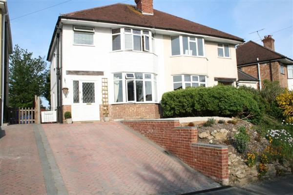 Semi-Detached House, 3 bedrooms, Freehold