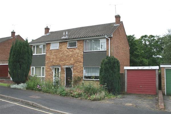 Semi-Detached House, 3 bedrooms, Freehold