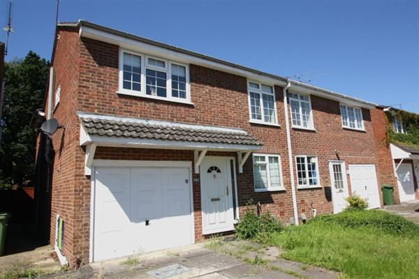 Semi-Detached House, 4 bedrooms, Freehold