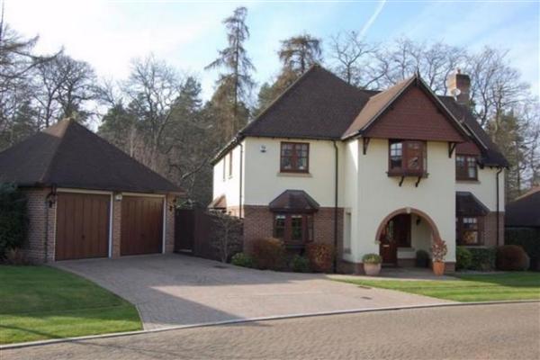 Detached House, 5 bedrooms