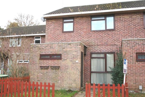 Mid-Terrace House, 3 bedrooms, Freehold