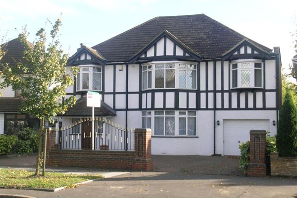 Detached House, 6 bedrooms, Freehold