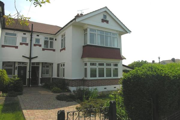 Maisonette, 2 bedrooms, Share of Freehold