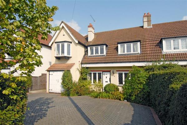 Semi-Detached House, 5 bedrooms, Freehold