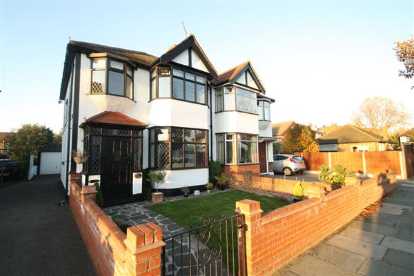 Semi-Detached House, 3 bedrooms, Freehold
