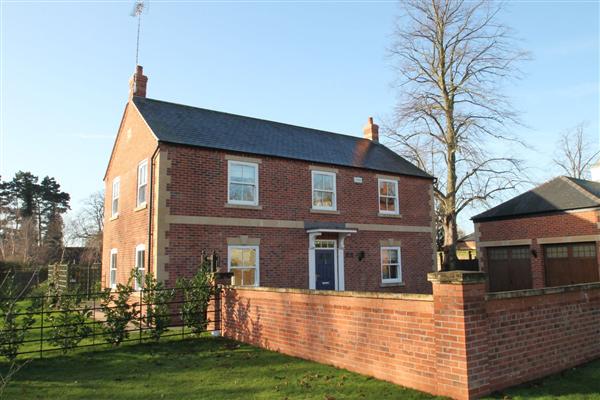 Detached House, 5 bedrooms