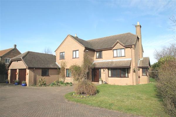 Detached House, 5 bedrooms