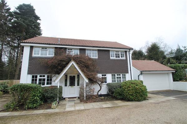 Detached House, 4 bedrooms