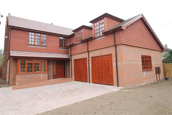 Detached House, 5 bedrooms