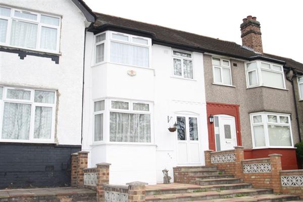 Mid-Terrace House, 3 bedrooms, Freehold