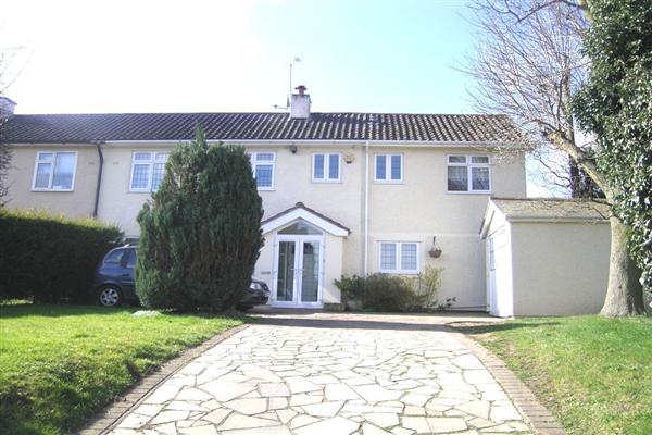 Semi-Detached House, 5 bedrooms, Freehold