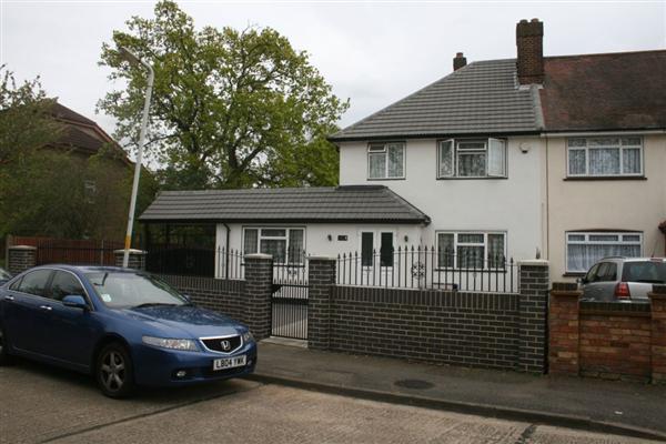 Semi-Detached House, 4 bedrooms, Freehold