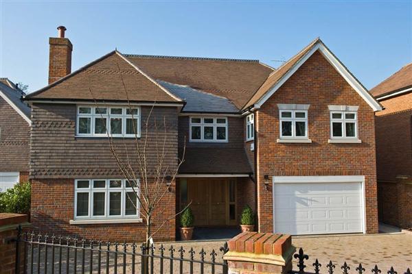 Detached House, 7 bedrooms