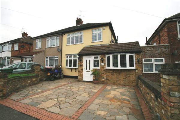 Semi-Detached House, 4 bedrooms