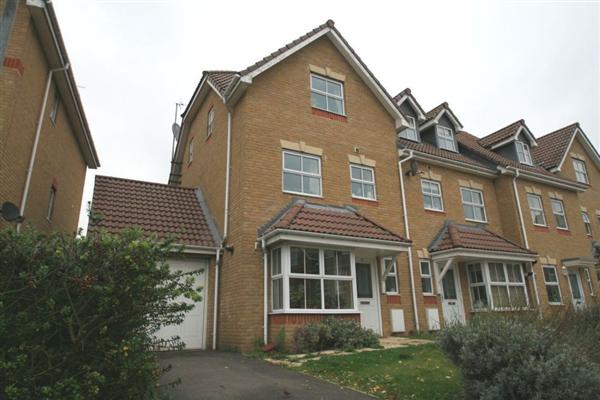 End-of-Terrace House, 4 bedrooms