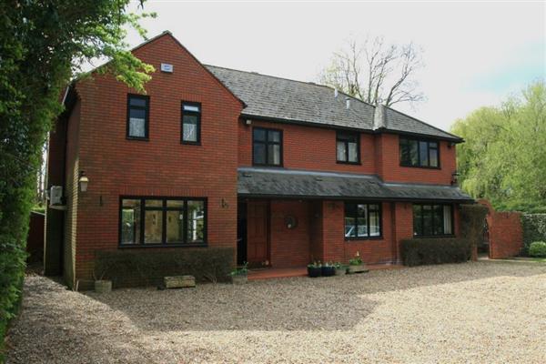 Detached House, 5 bedrooms