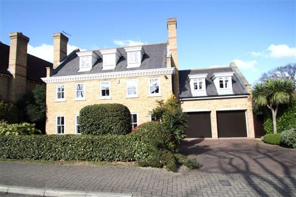 Detached House, 5 bedrooms