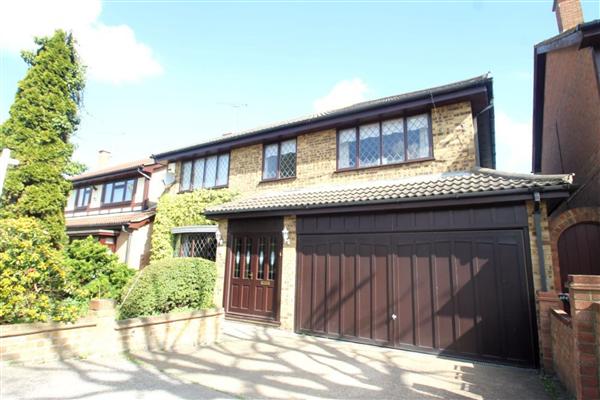 Guide Price £325,000 - £350,000