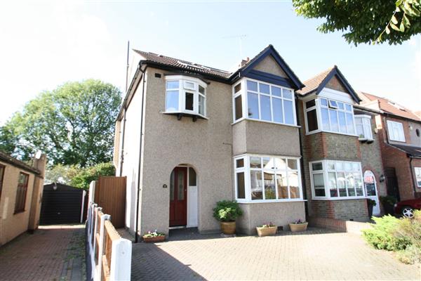 Semi-Detached House, 5 bedrooms