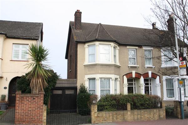 Semi-Detached House, 4 bedrooms