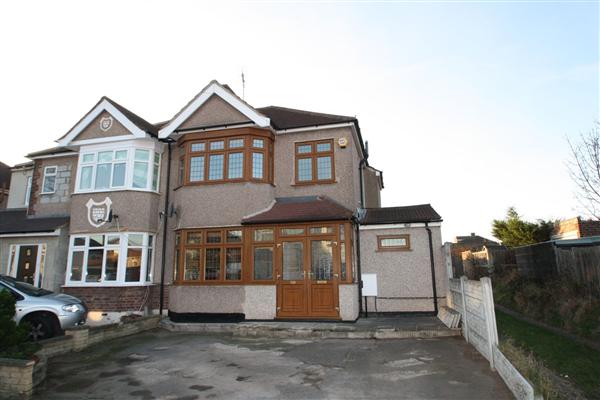 Semi-Detached House, 3 bedrooms