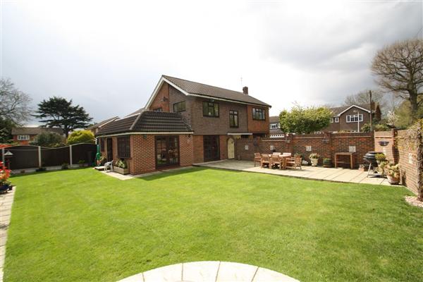 Detached House, 4 bedrooms