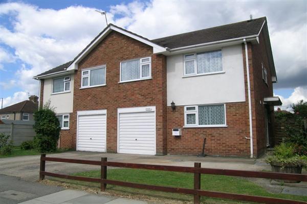 Semi-Detached House, 4 bedrooms