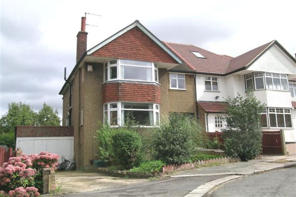 Semi-Detached House, 4 bedrooms