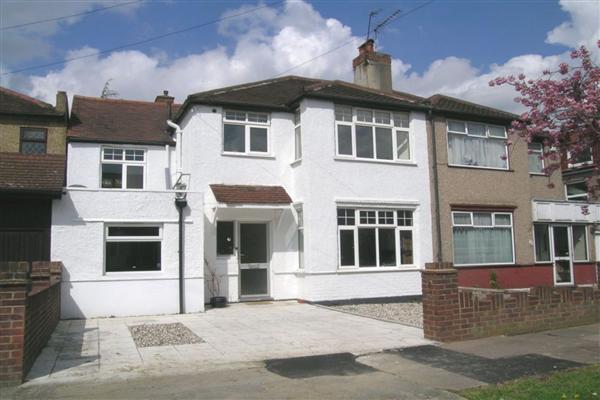 Semi-Detached House, 5 bedrooms