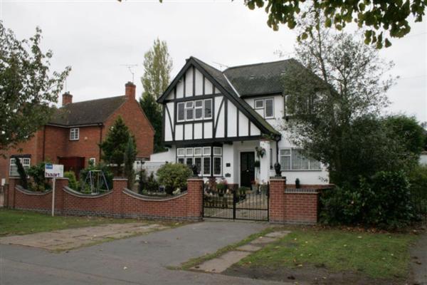 Detached House, 4 bedrooms, Freehold