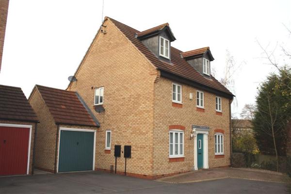 Detached House, 6 bedrooms