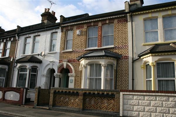 Mid-Terrace House, 3 bedrooms, Freehold