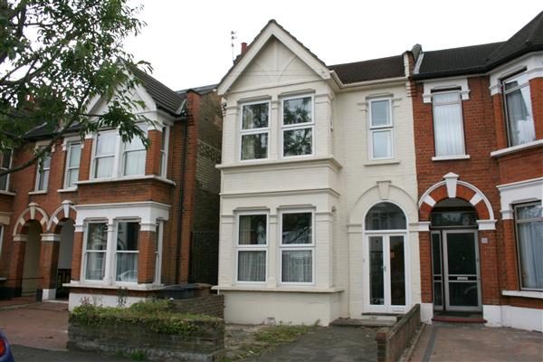 End-of-Terrace House, 4 bedrooms, Freehold