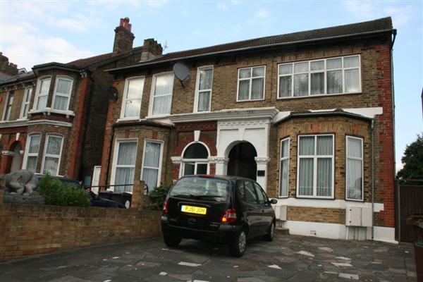 Semi-Detached House, 4 bedrooms, Freehold